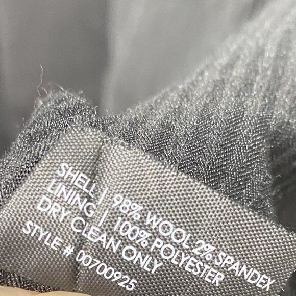 𝅺club Monaco Blazer with Varsity Jewelled Brooch Black - Picture 5 of 5